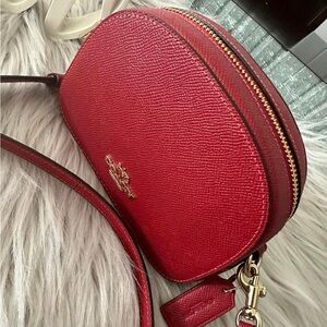 COACH CROSSGRAIN LEATHER MINI SERENA CROSSBODY SHOULDER IN RED